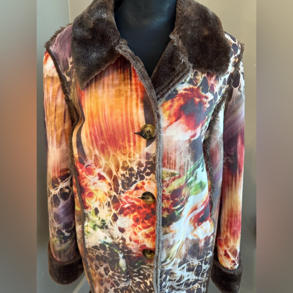 Multicolor Teddy Jacket - Picture 3 of 16